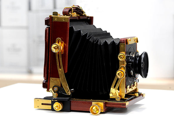 Tachihara Fiel Stand 4X5 Field Camera  + Schneider APO  Symmar 150mm 5.6