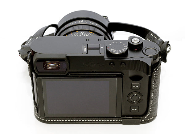 Leica Q3 Like new boxed Leica thumb Grip + extra battery Second Hand