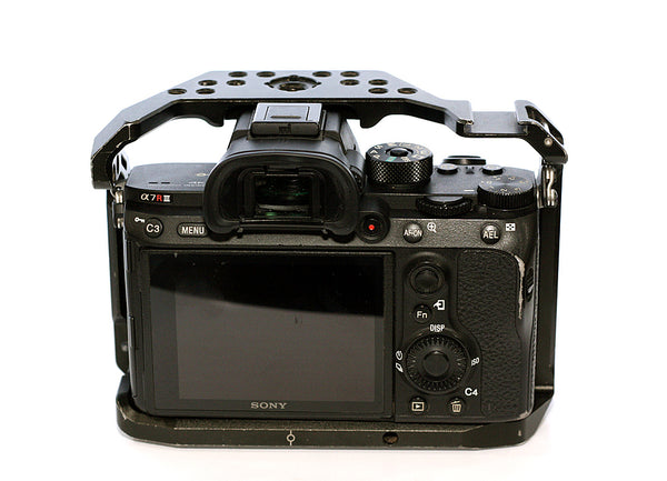 Sony A7 R III Body + Small rig cage Second Hand