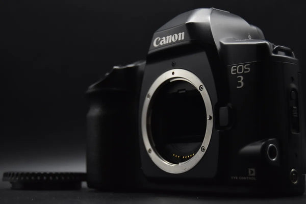 Canon EOS 3 Pro SLR + PB-E2 +STD Grip Superb Con Second Hand